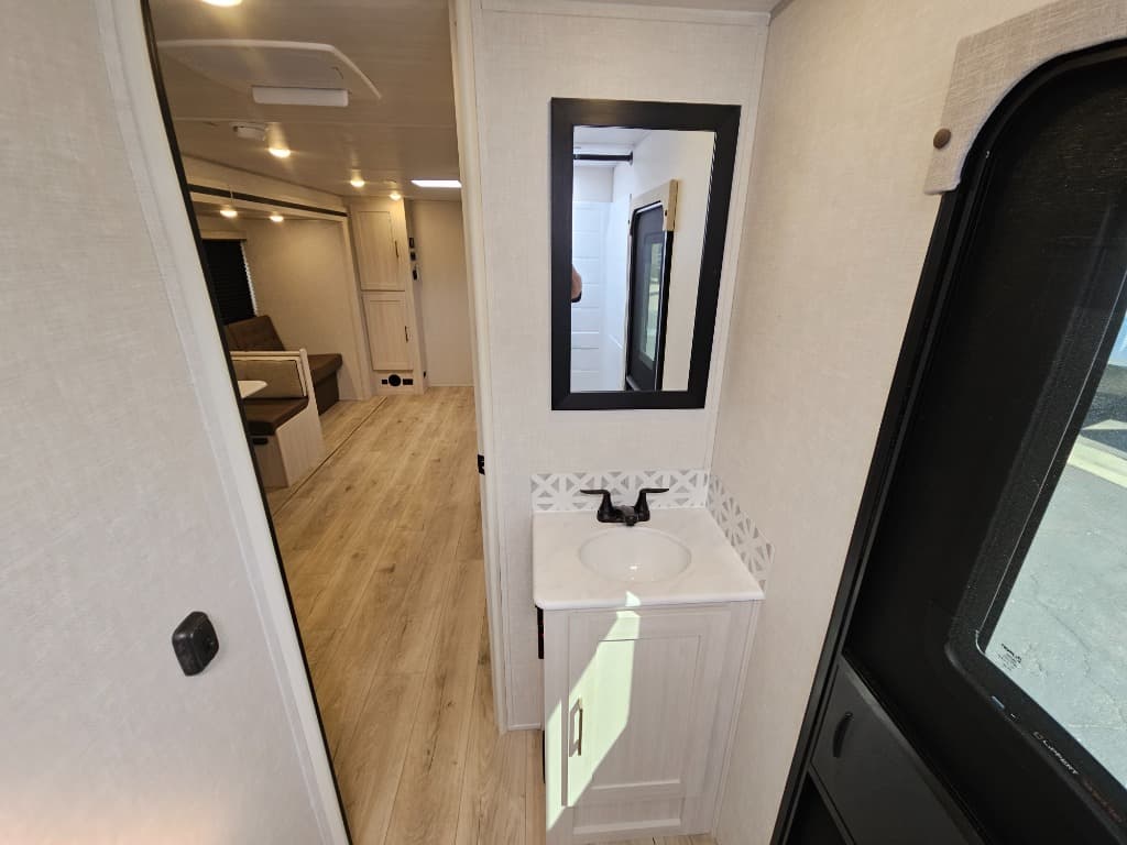 2025 Forest River 2025 Forest River Surveyor Legend - thumbnail 23