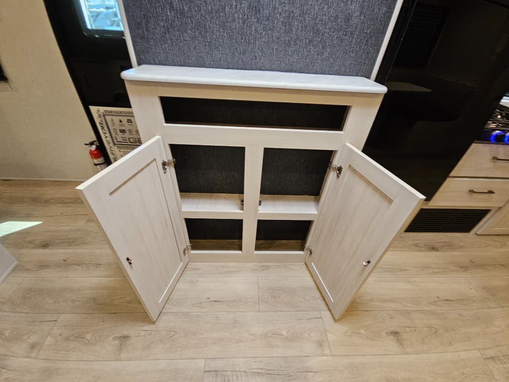 2025 Forest River 2025 Forest River Surveyor Legend - thumbnail 41