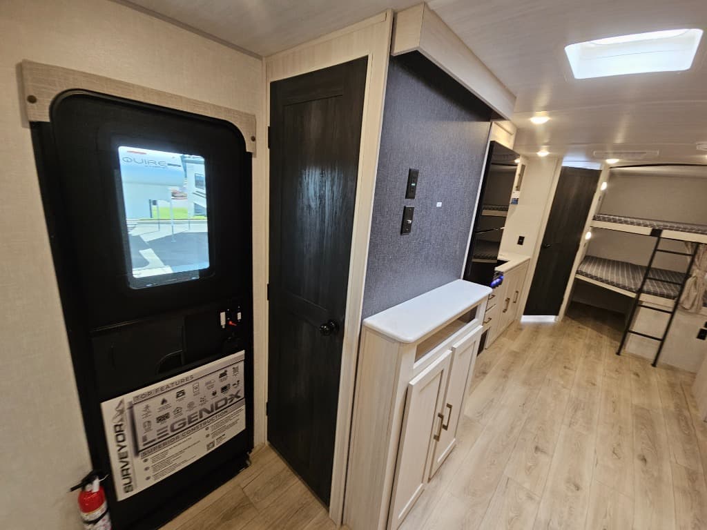 2025 Forest River 2025 Forest River Surveyor Legend - thumbnail 44