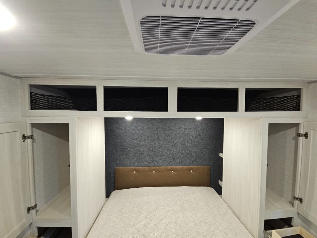 2025 Forest River 2025 Forest River Surveyor Legend - thumbnail 49