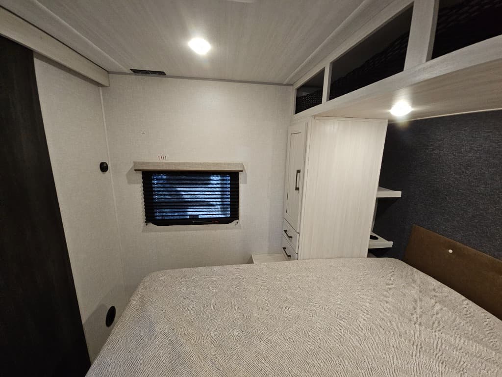 2025 Forest River 2025 Forest River Surveyor Legend - thumbnail 52