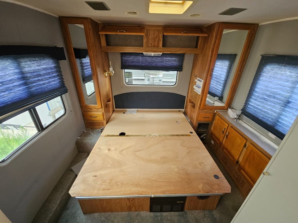 2001 Gulf Stream 2001 Gulf Stream Conquest - thumbnail 11