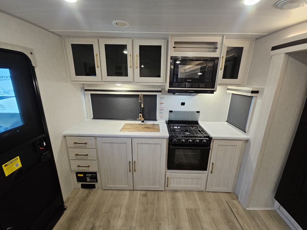 2025 Forest River 2025 Forest River Surveyor Legend - thumbnail 8