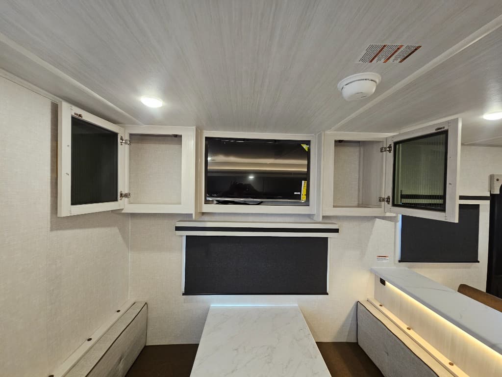 2025 Forest River 2025 Forest River Surveyor Legend - thumbnail 24