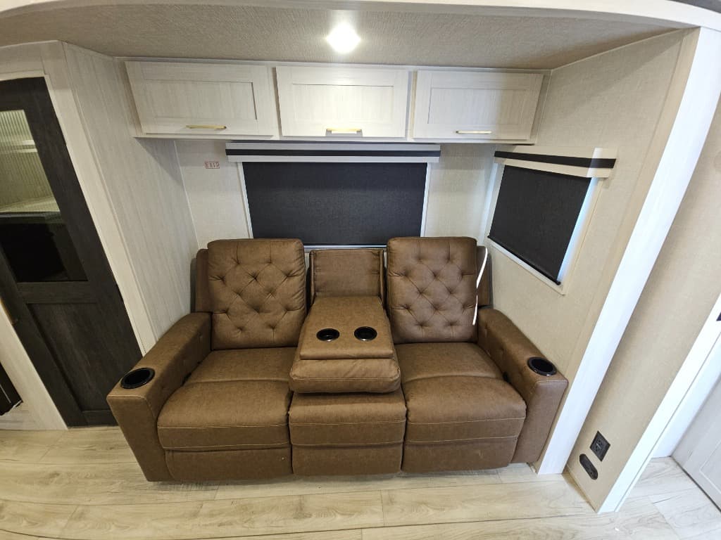 2025 Forest River 2025 Forest River Surveyor Legend - thumbnail 28