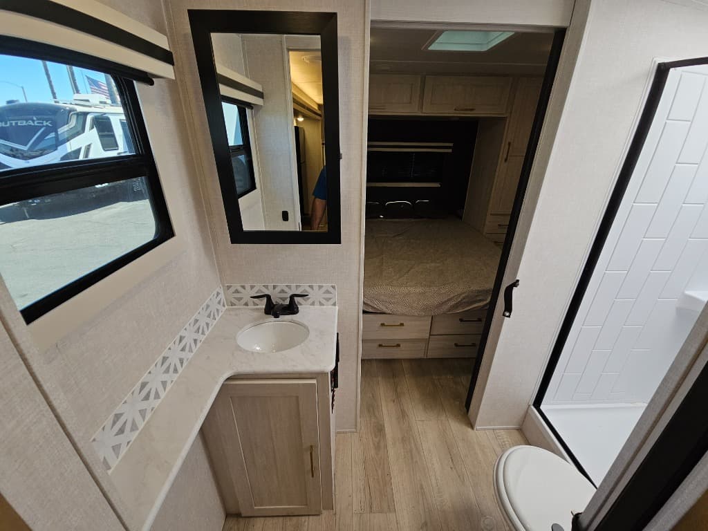 2025 Forest River 2025 Forest River Surveyor Legend - thumbnail 31