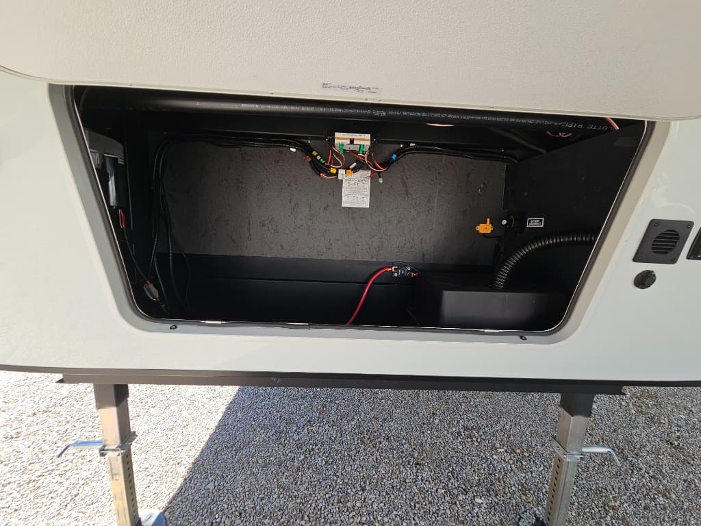 2025 Forest River 2025 Forest River Flagstaff Classic - thumbnail 46