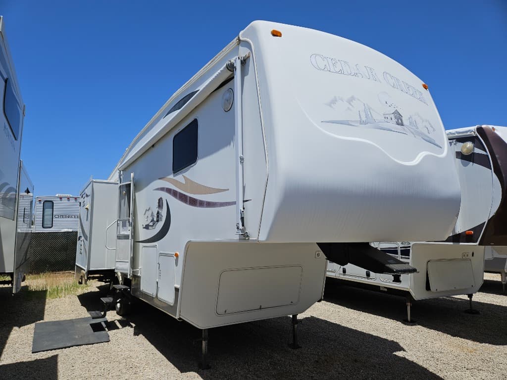 2005 Forest River Cedar Creek 30CKTS