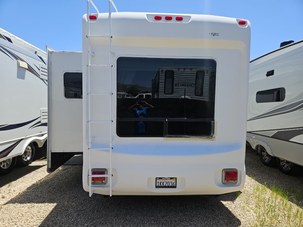 2005 Forest River 2005 Forest River Cedar Creek - thumbnail 3