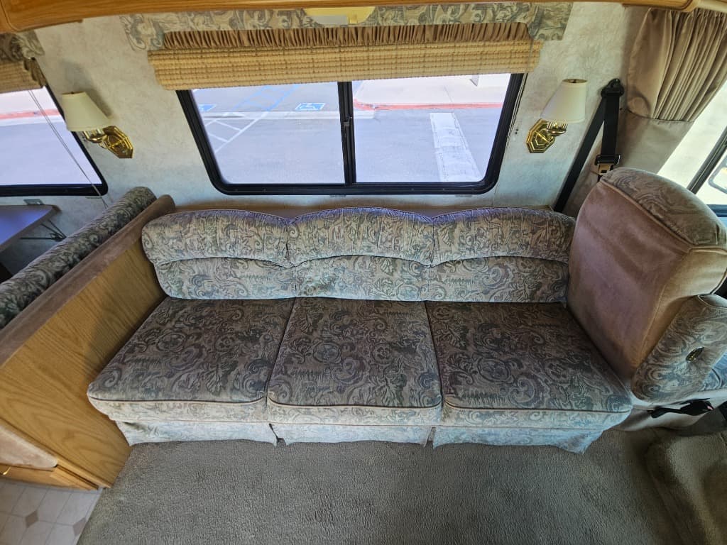 1997 Fleetwood 1997 Fleetwood Bounder - thumbnail 18