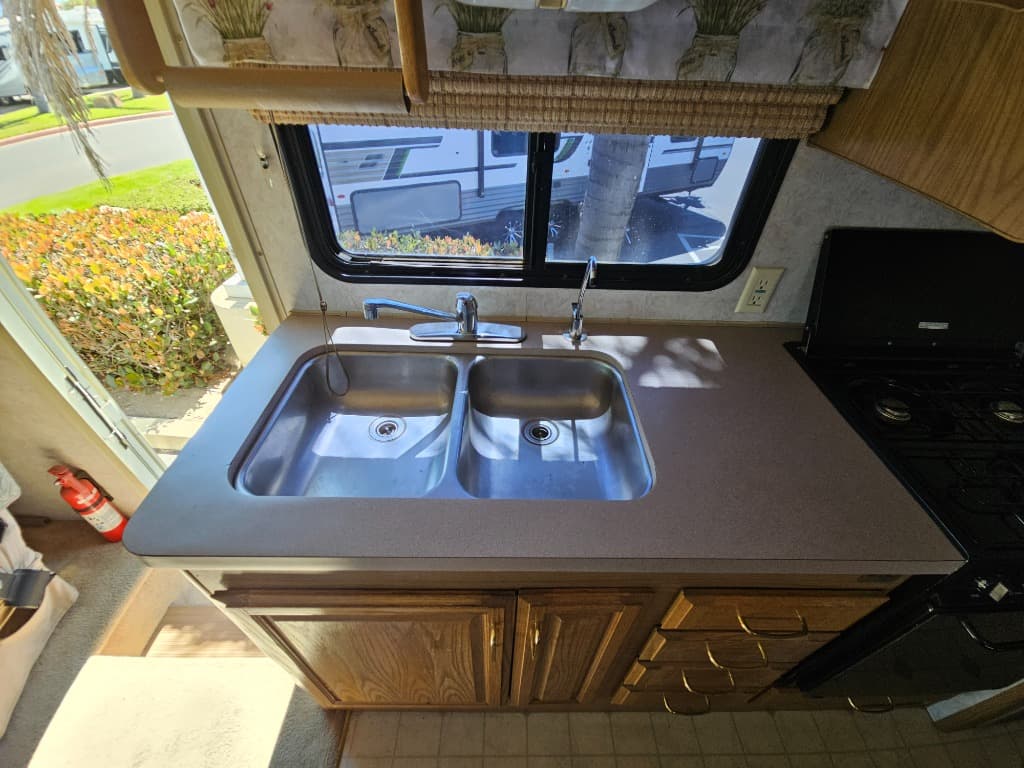 1997 Fleetwood 1997 Fleetwood Bounder - thumbnail 27