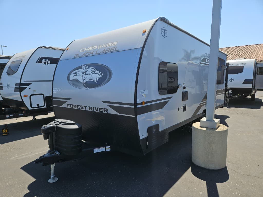 2026 Forest River 2026 Forest River Cherokee Grey Wolf Black Label - thumbnail 6