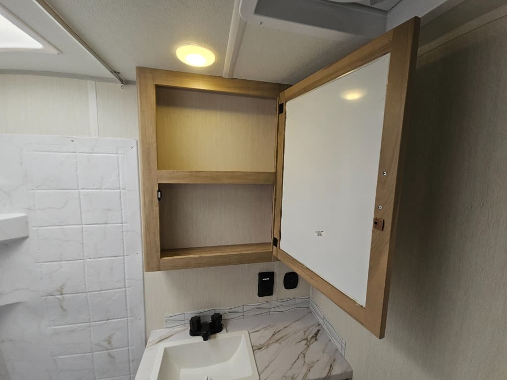 2026 Forest River 2026 Forest River Cherokee Grey Wolf Black Label - thumbnail 30