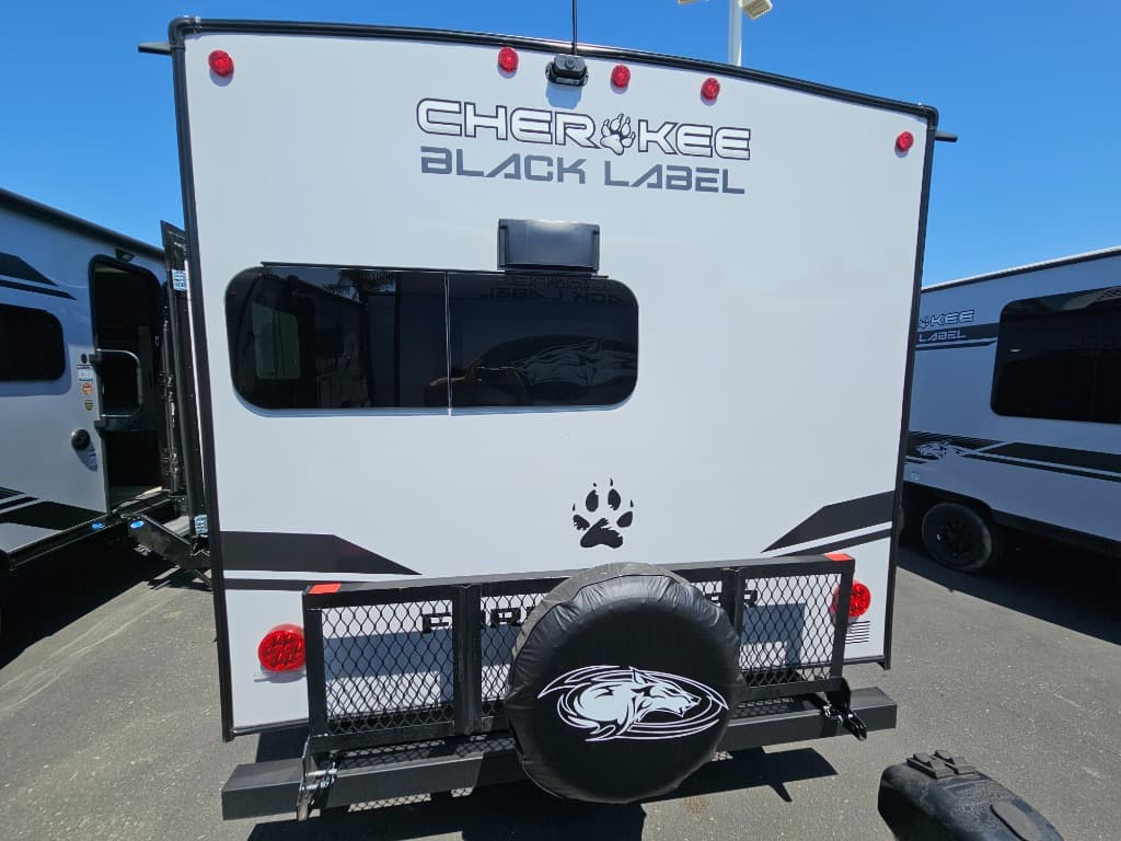 2026 Forest River 2026 Forest River Cherokee Grey Wolf - thumbnail 4