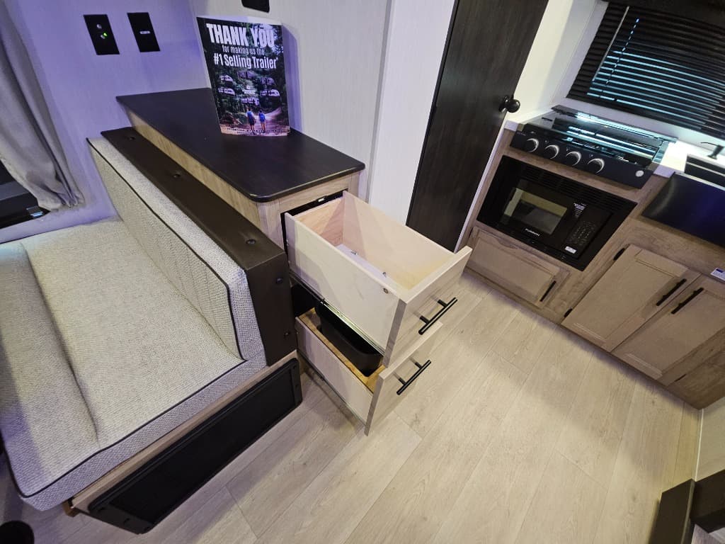 2026 Forest River 2026 Forest River Cherokee Grey Wolf - thumbnail 14