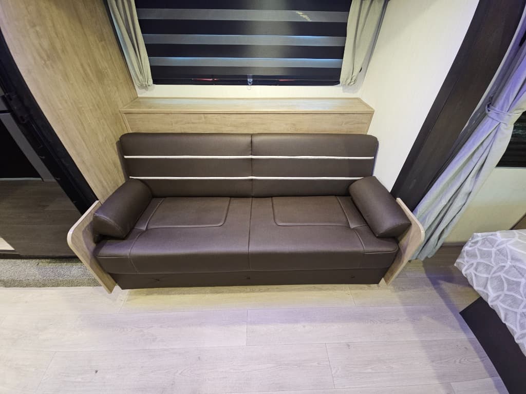 2026 Forest River 2026 Forest River Cherokee Grey Wolf - thumbnail 17