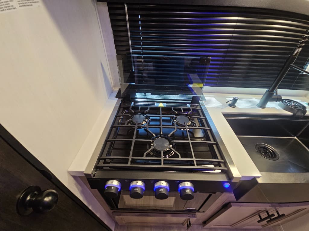 2026 Forest River 2026 Forest River Cherokee Grey Wolf - thumbnail 24