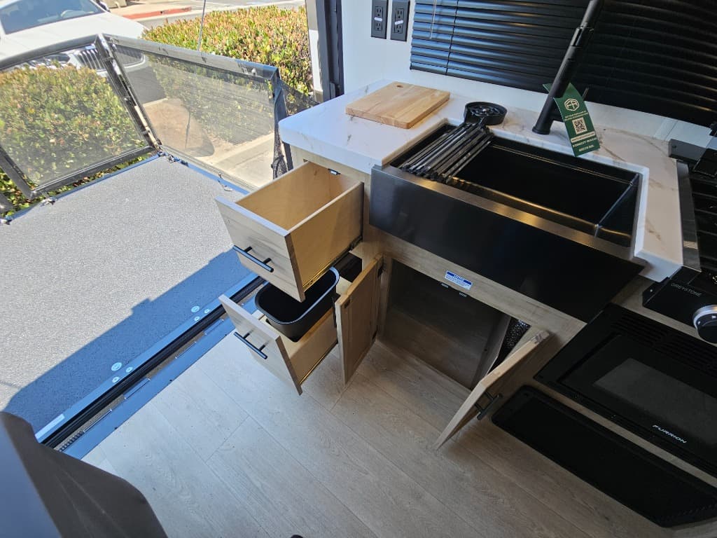 2026 Forest River 2026 Forest River Cherokee Grey Wolf Toy Hauler - thumbnail 17