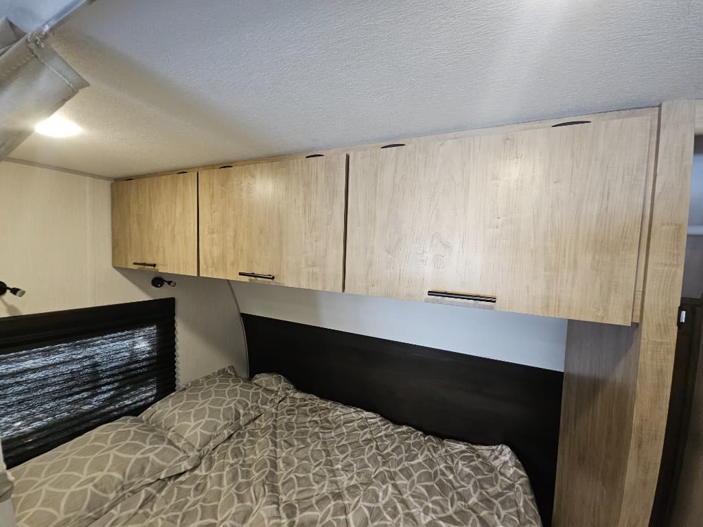 2026 Forest River 2026 Forest River Cherokee Grey Wolf Toy Hauler - thumbnail 23