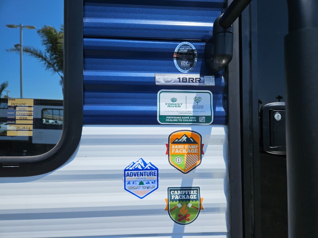 2026 Forest River 2026 Forest River Cherokee Grey Wolf Toy Hauler - thumbnail 36