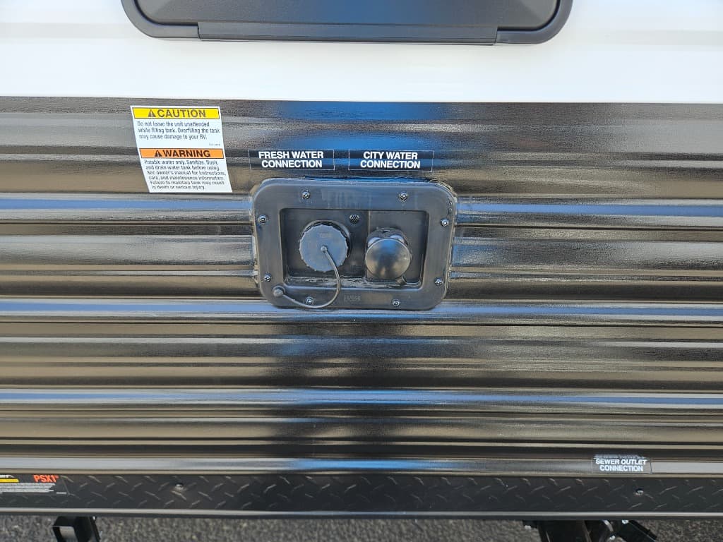 2026 Forest River 2026 Forest River Cherokee Grey Wolf Toy Hauler - thumbnail 43