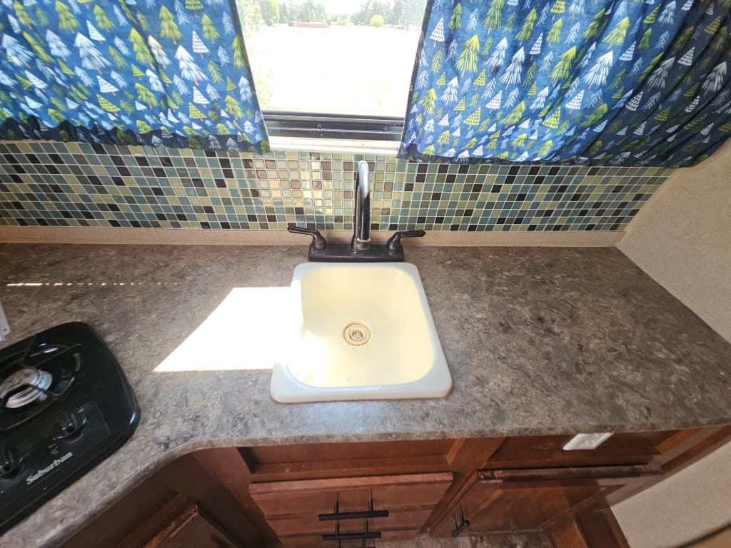 2015 Forest River 2015 Forest River R-Pod - thumbnail 25