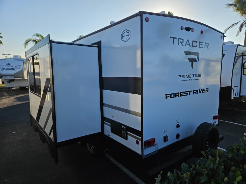 2026 Prime Time RV 2026 Prime Time RV Tracer - thumbnail 4