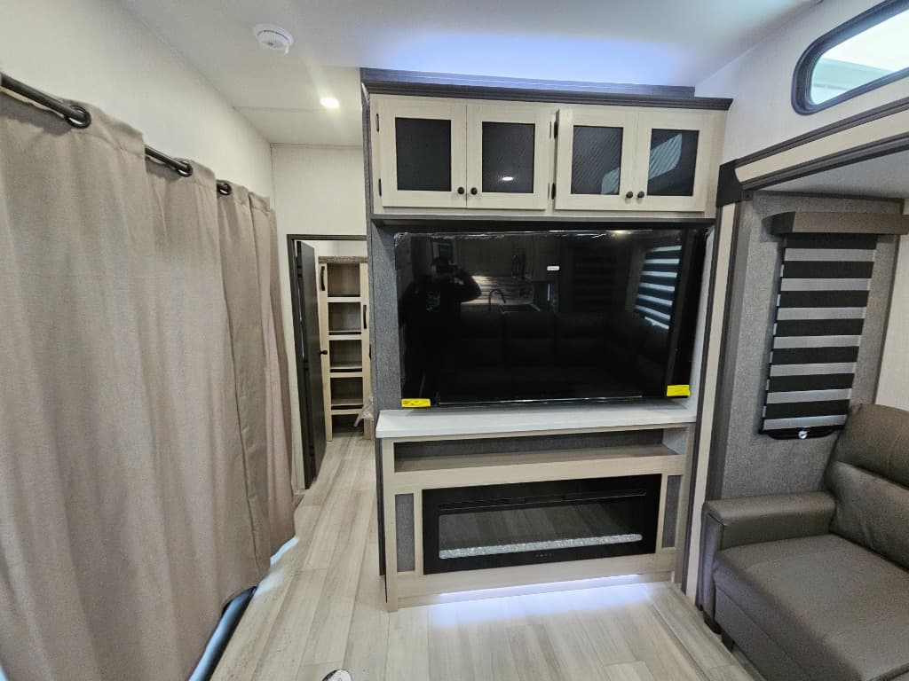 2026 Prime Time RV 2026 Prime Time RV LaCrosse - thumbnail 10