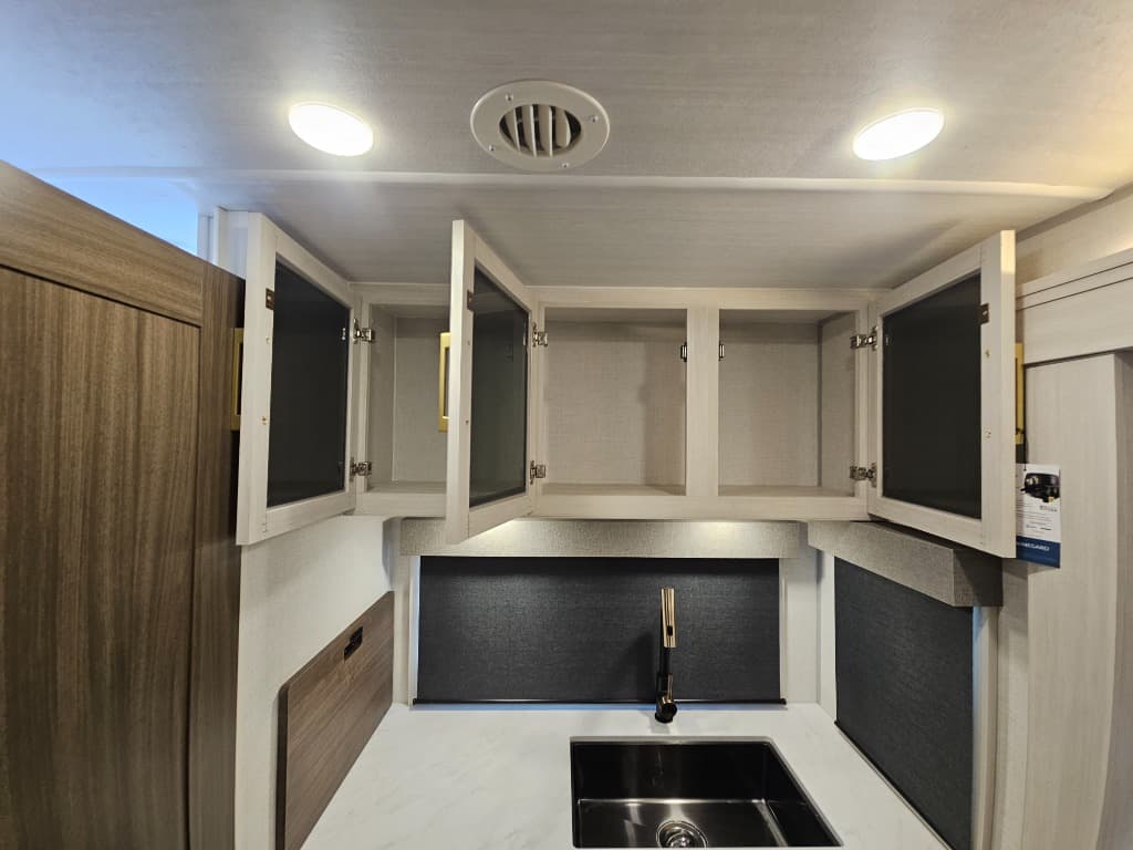 2026 Forest River 2026 Forest River Surveyor Legend - thumbnail 21