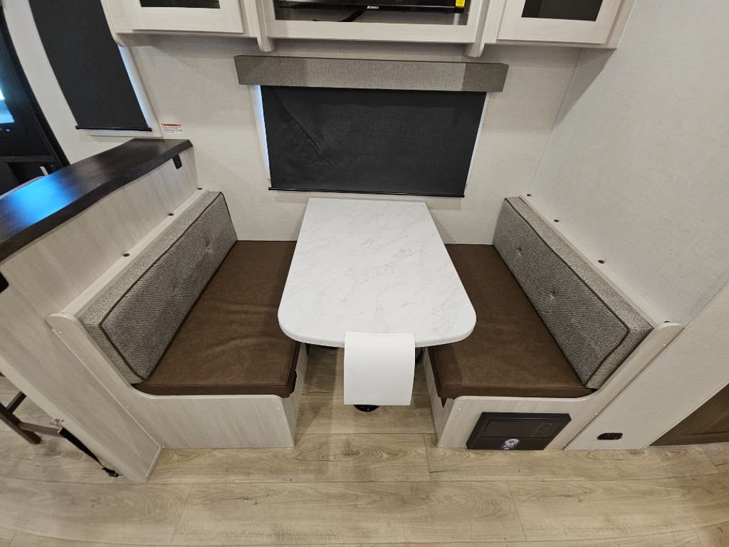 2026 Forest River 2026 Forest River Surveyor Legend - thumbnail 27