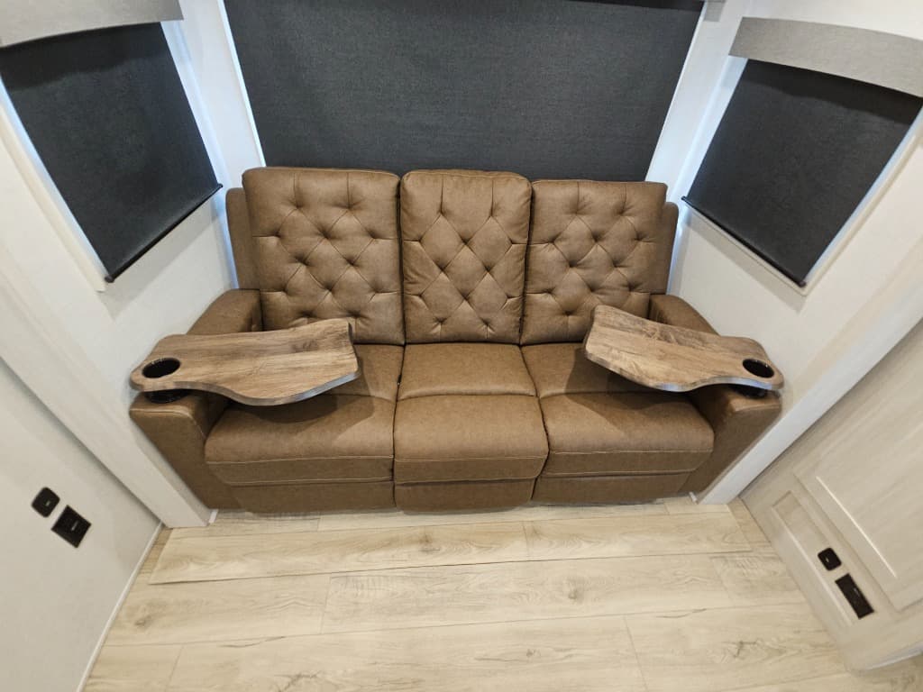 2026 Forest River 2026 Forest River Surveyor Legend - thumbnail 45