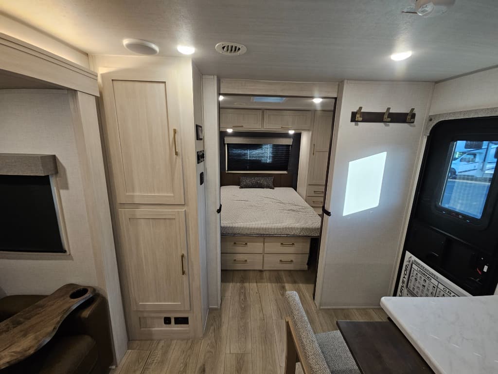 2026 Forest River 2026 Forest River Surveyor Legend - thumbnail 46