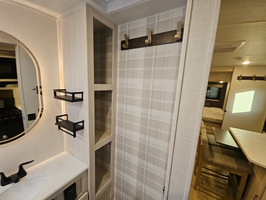 2026 Forest River 2026 Forest River Surveyor Legend - thumbnail 33