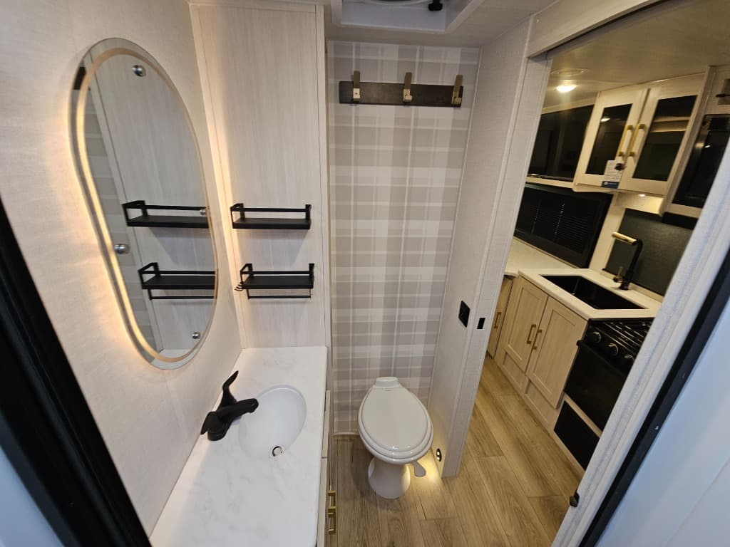 2026 Forest River 2026 Forest River Surveyor Legend - thumbnail 36