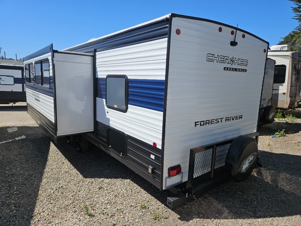 2026 Forest River 2026 Forest River Cherokee Grey Wolf - thumbnail 5