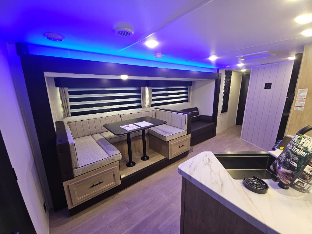 2026 Forest River 2026 Forest River Cherokee Grey Wolf - thumbnail 8