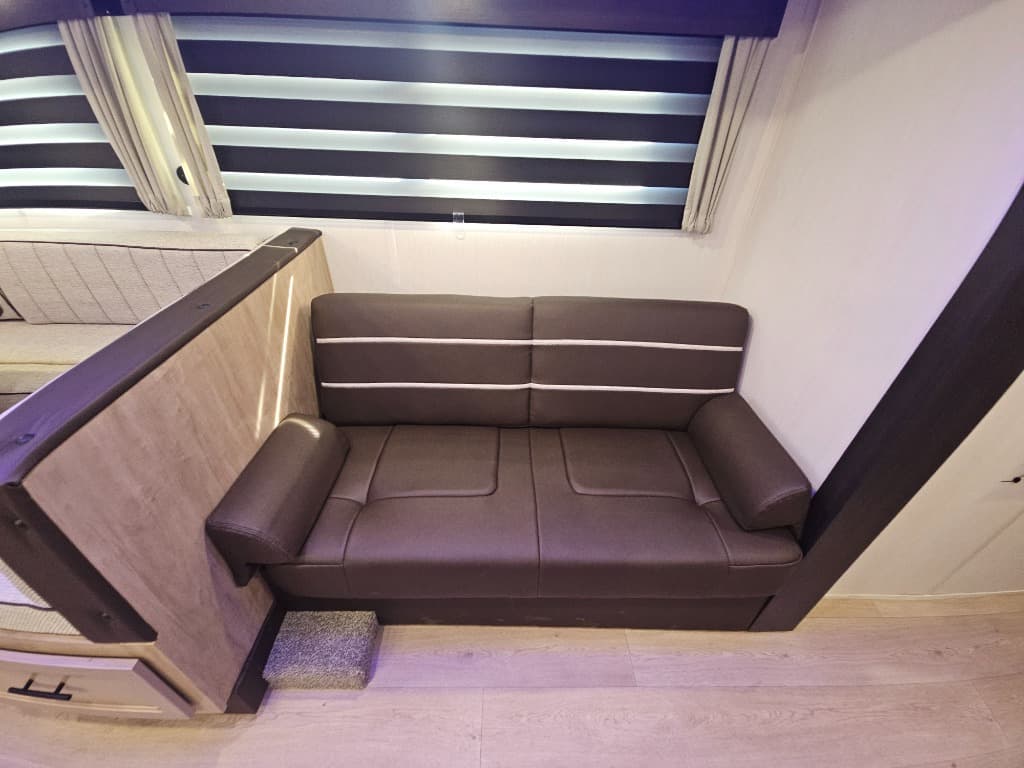 2026 Forest River 2026 Forest River Cherokee Grey Wolf - thumbnail 13