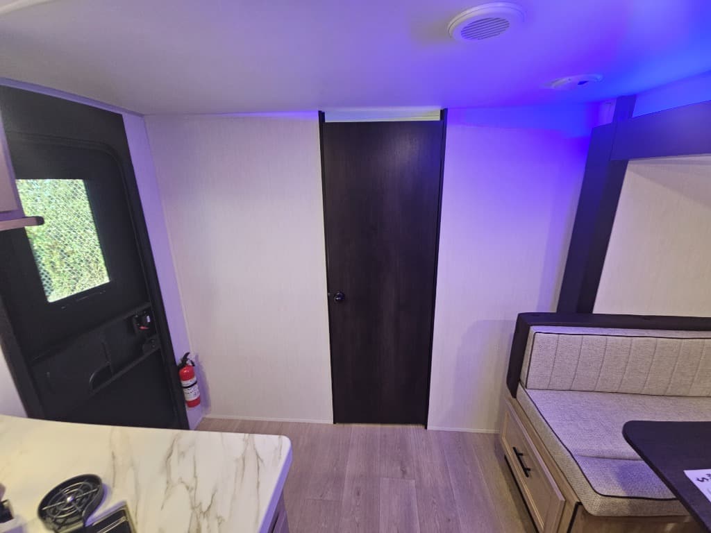 2026 Forest River 2026 Forest River Cherokee Grey Wolf - thumbnail 22