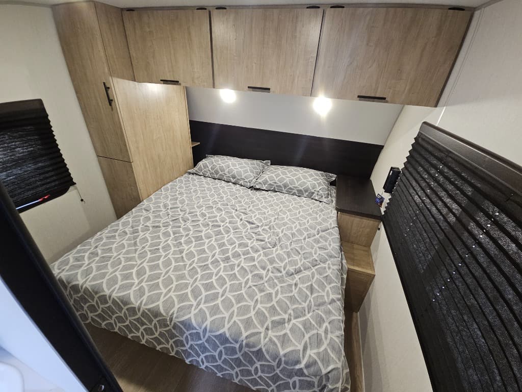 2026 Forest River 2026 Forest River Cherokee Grey Wolf - thumbnail 35