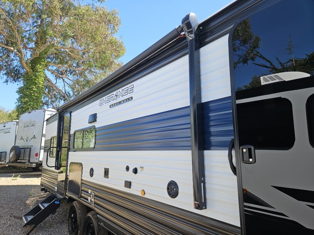 2026 Forest River 2026 Forest River Cherokee Grey Wolf - thumbnail 44