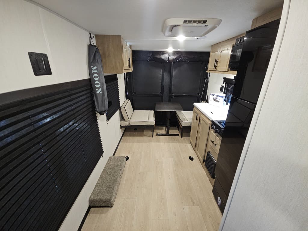 2026 Forest River 2026 Forest River Cherokee Wolf Pup - thumbnail 8