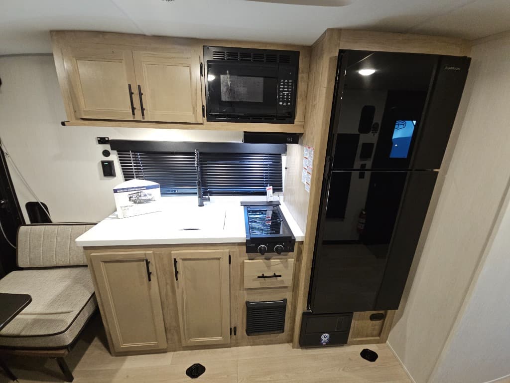 2026 Forest River 2026 Forest River Cherokee Wolf Pup - thumbnail 11