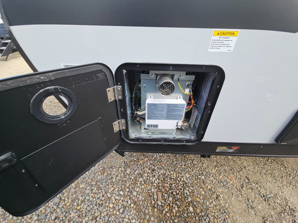 2026 Forest River 2026 Forest River Cherokee Wolf Pup - thumbnail 35