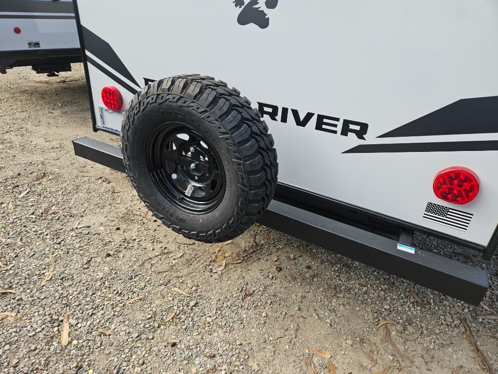 2026 Forest River 2026 Forest River Cherokee Wolf Pup Black Label - thumbnail 34