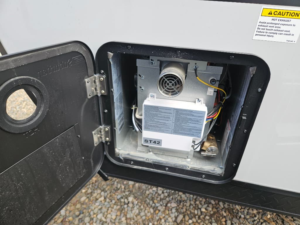 2026 Forest River 2026 Forest River Cherokee Wolf Pup Black Label - thumbnail 38