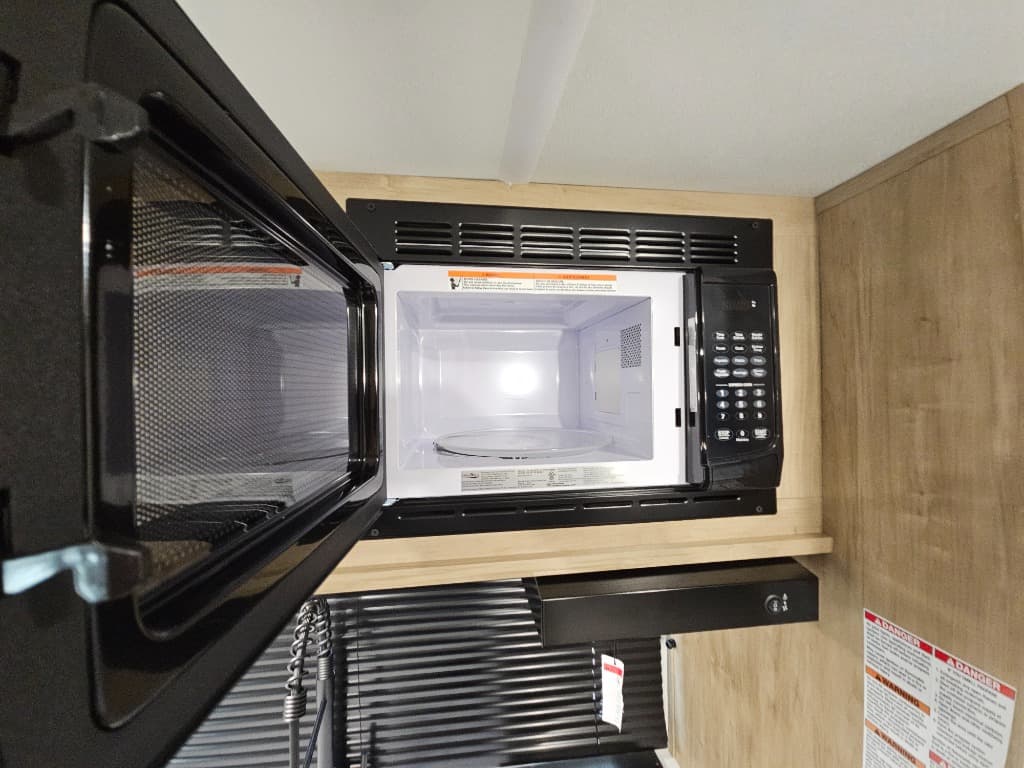 2026 Forest River 2026 Forest River Cherokee Wolf Pup Black Label - thumbnail 16