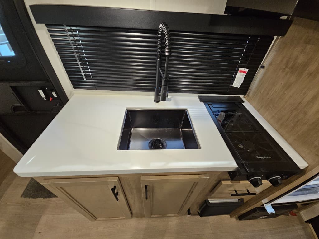 2026 Forest River 2026 Forest River Cherokee Wolf Pup Black Label - thumbnail 18