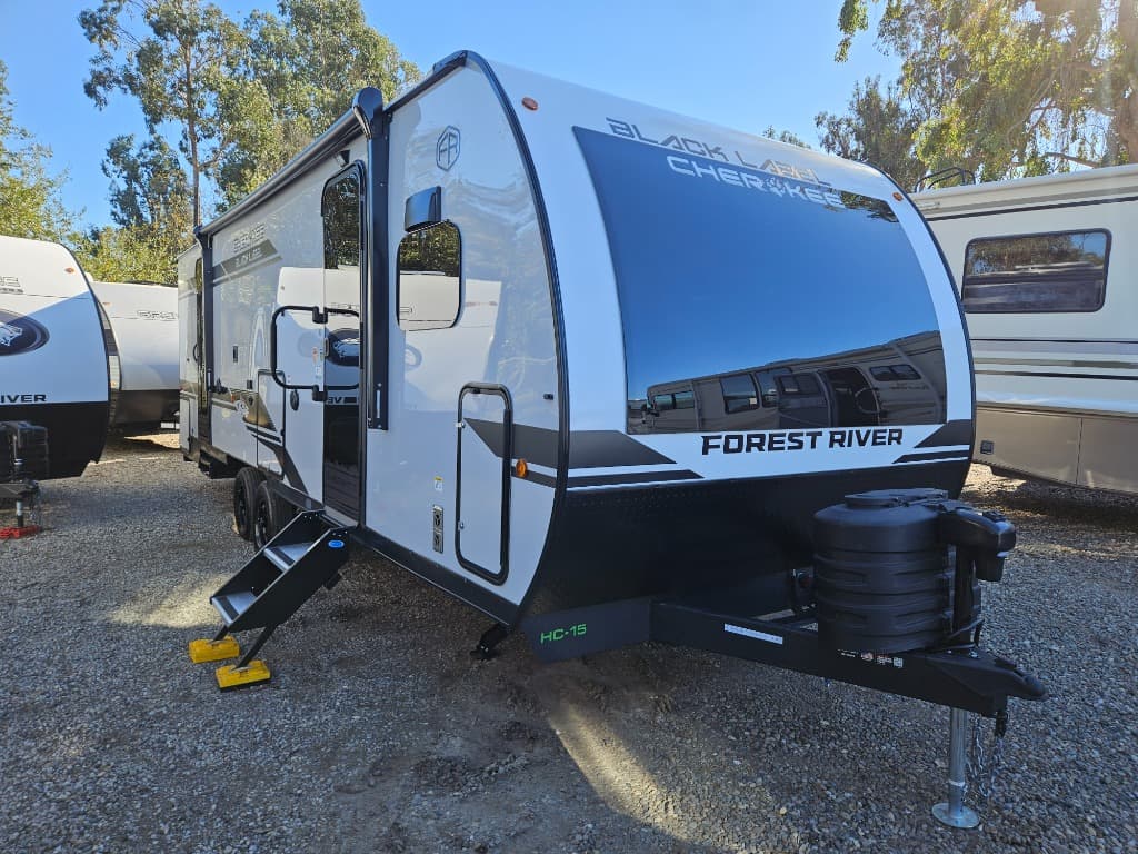 2026 Forest River 2026 Forest River Cherokee Grey Wolf Black Label - image 1