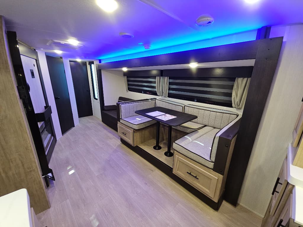 2026 Forest River 2026 Forest River Cherokee Grey Wolf Black Label - thumbnail 7