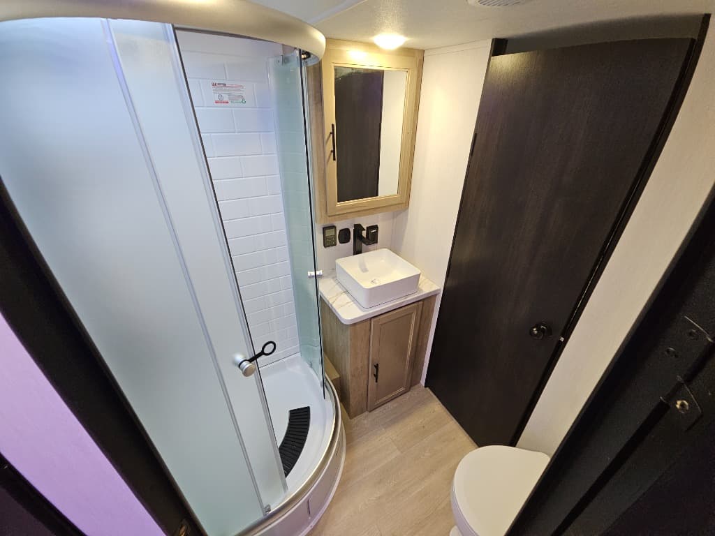 2026 Forest River 2026 Forest River Cherokee Grey Wolf Black Label - thumbnail 30